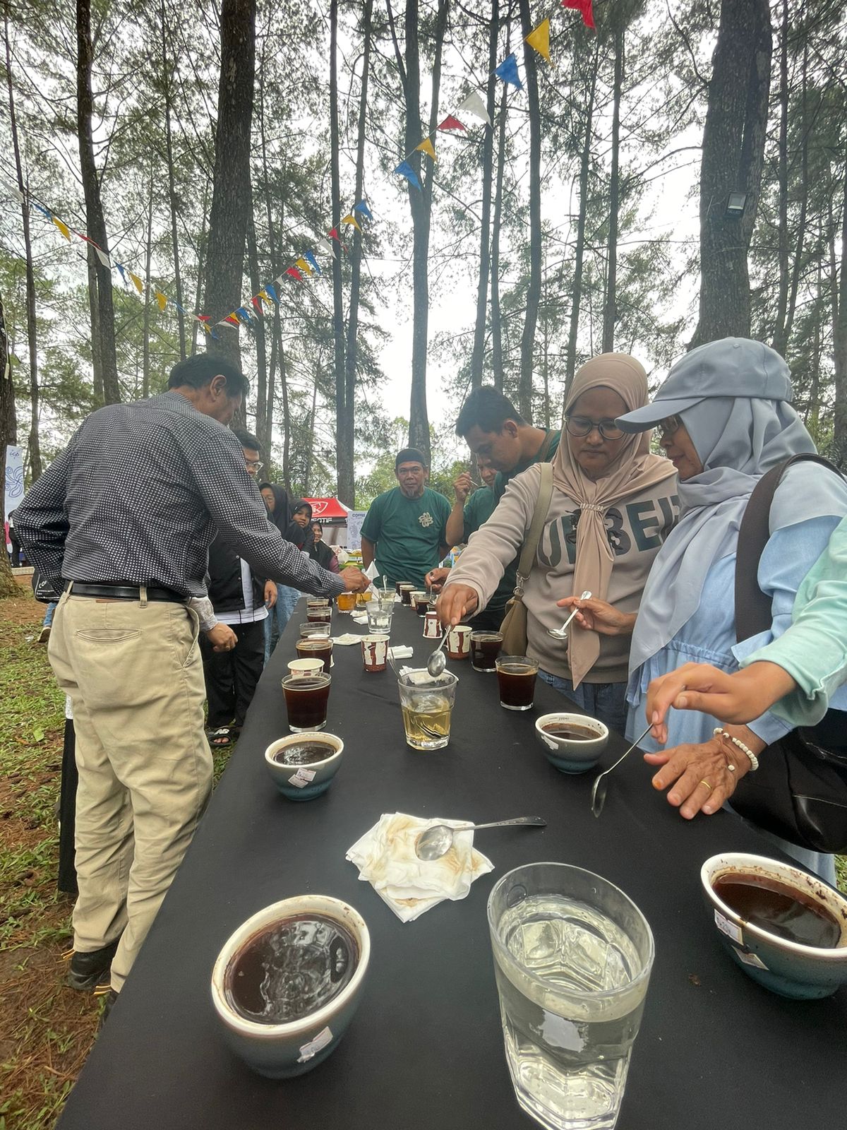 COFFEE CAMP VOL 3 BERDISTRAKSI KOPI